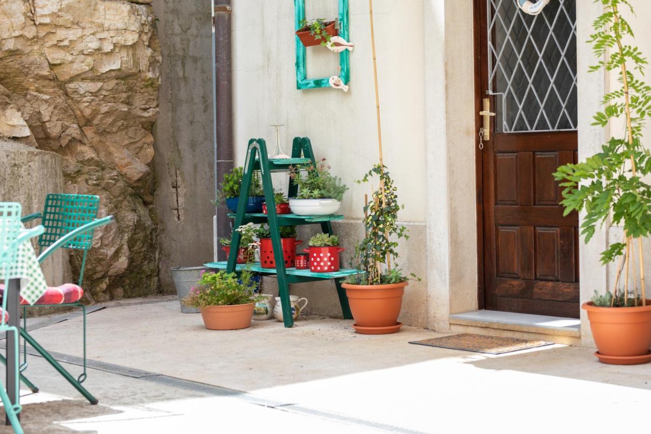 Apartment-old Town-dundo Apartma *